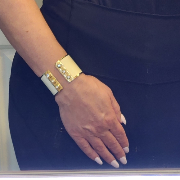 Henri Bendel Gold and Ceramic Hinged Bracelet with Swarovski Crystal - Picture 8 of 9